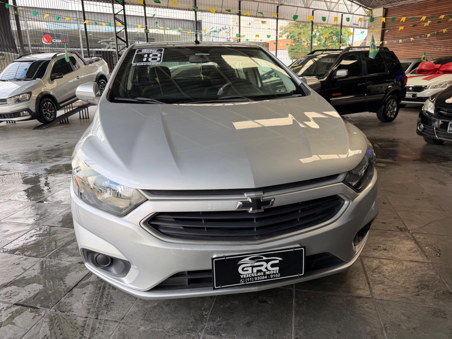CHEVROLET Onix Hatch - Foto