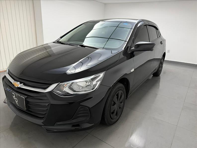 CHEVROLET Onix Hatch - Foto