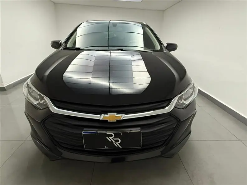 CHEVROLET Onix Hatch - Foto