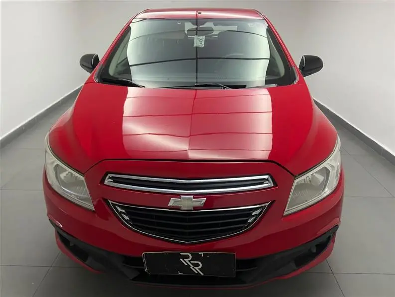 CHEVROLET Onix Hatch - Foto