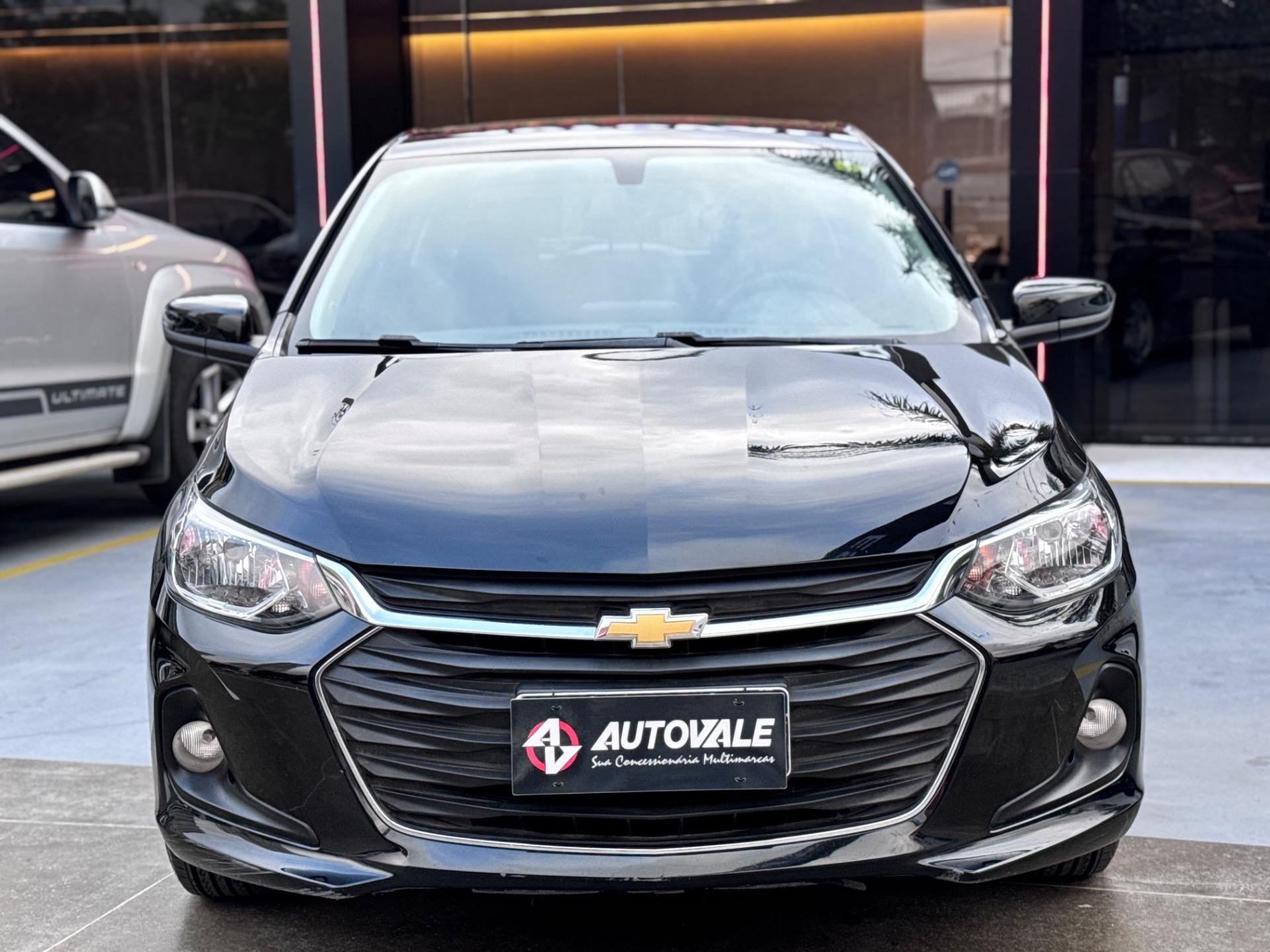 CHEVROLET Onix Hatch - Foto
