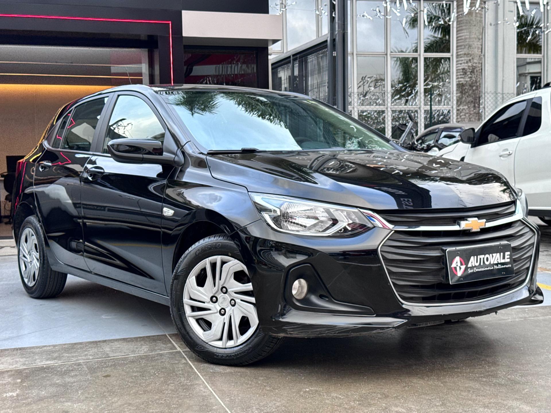 CHEVROLET Onix Hatch - Foto