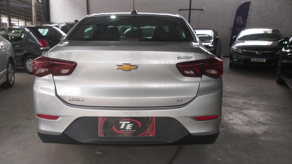 CHEVROLET Onix Sedan - Foto