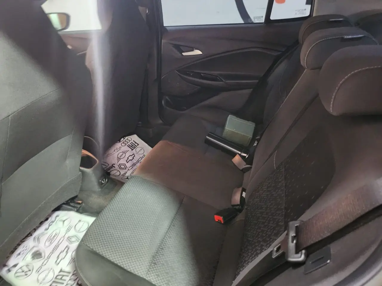 CHEVROLET Onix Sedan - Foto