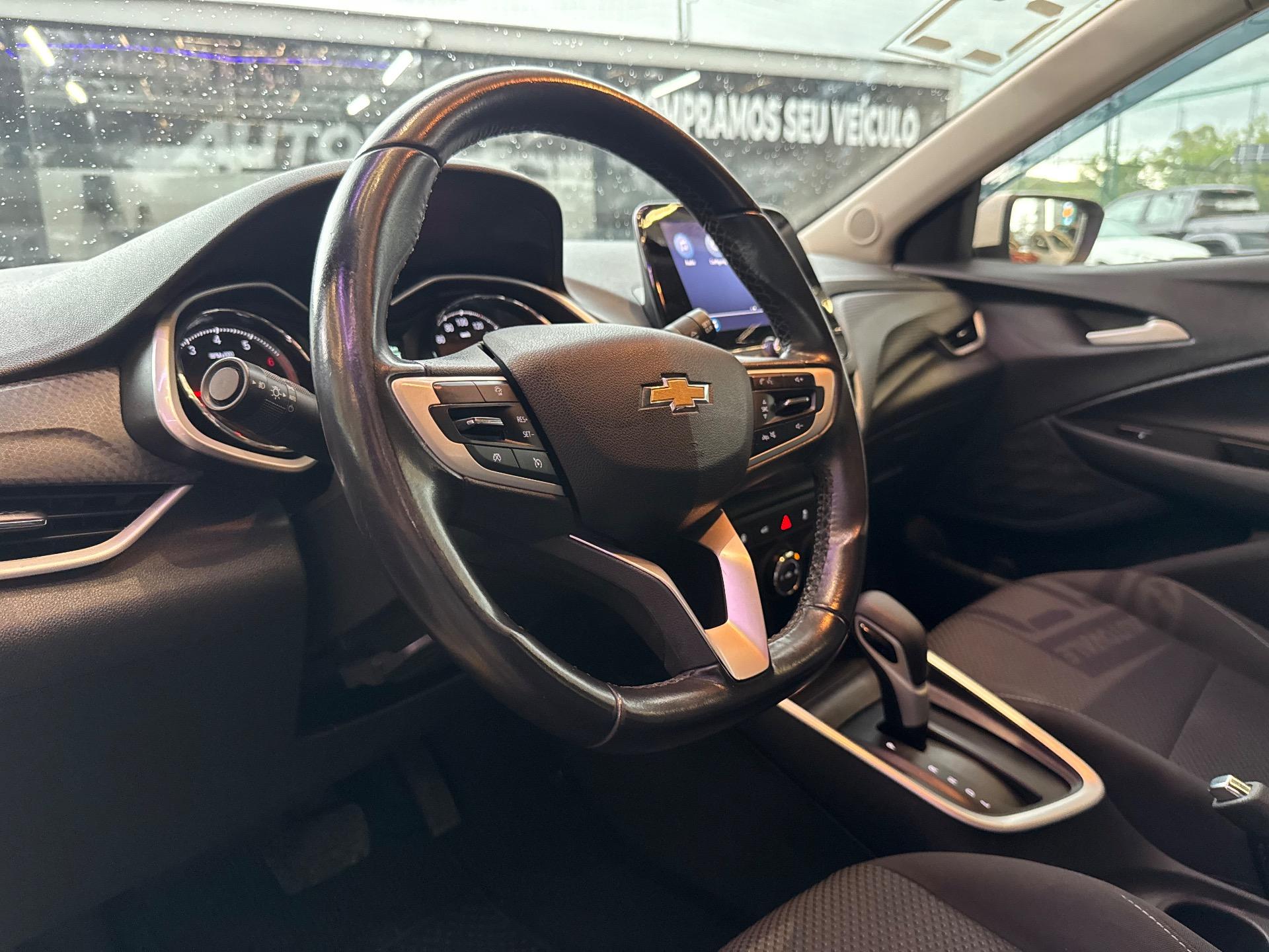 CHEVROLET Onix Sedan - Foto