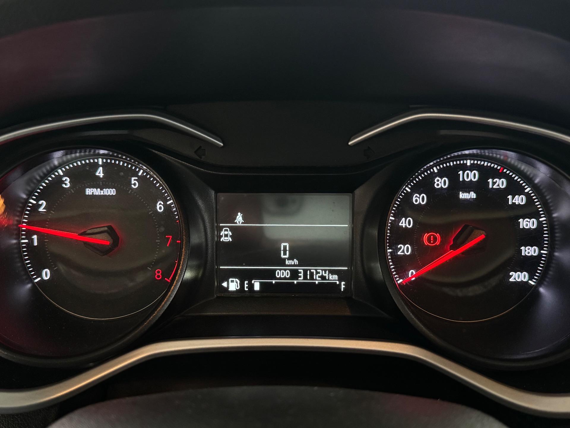 CHEVROLET Onix Sedan - Foto