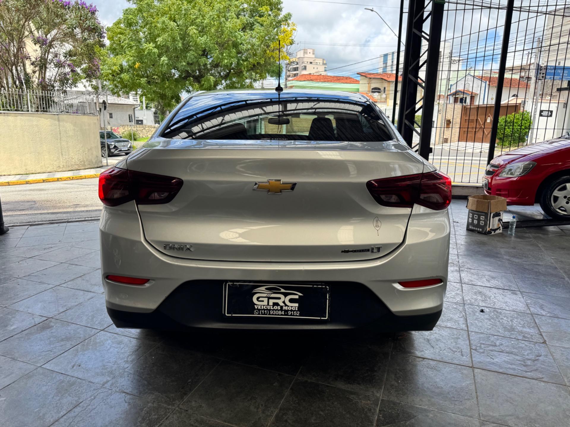 CHEVROLET Onix Sedan - Foto