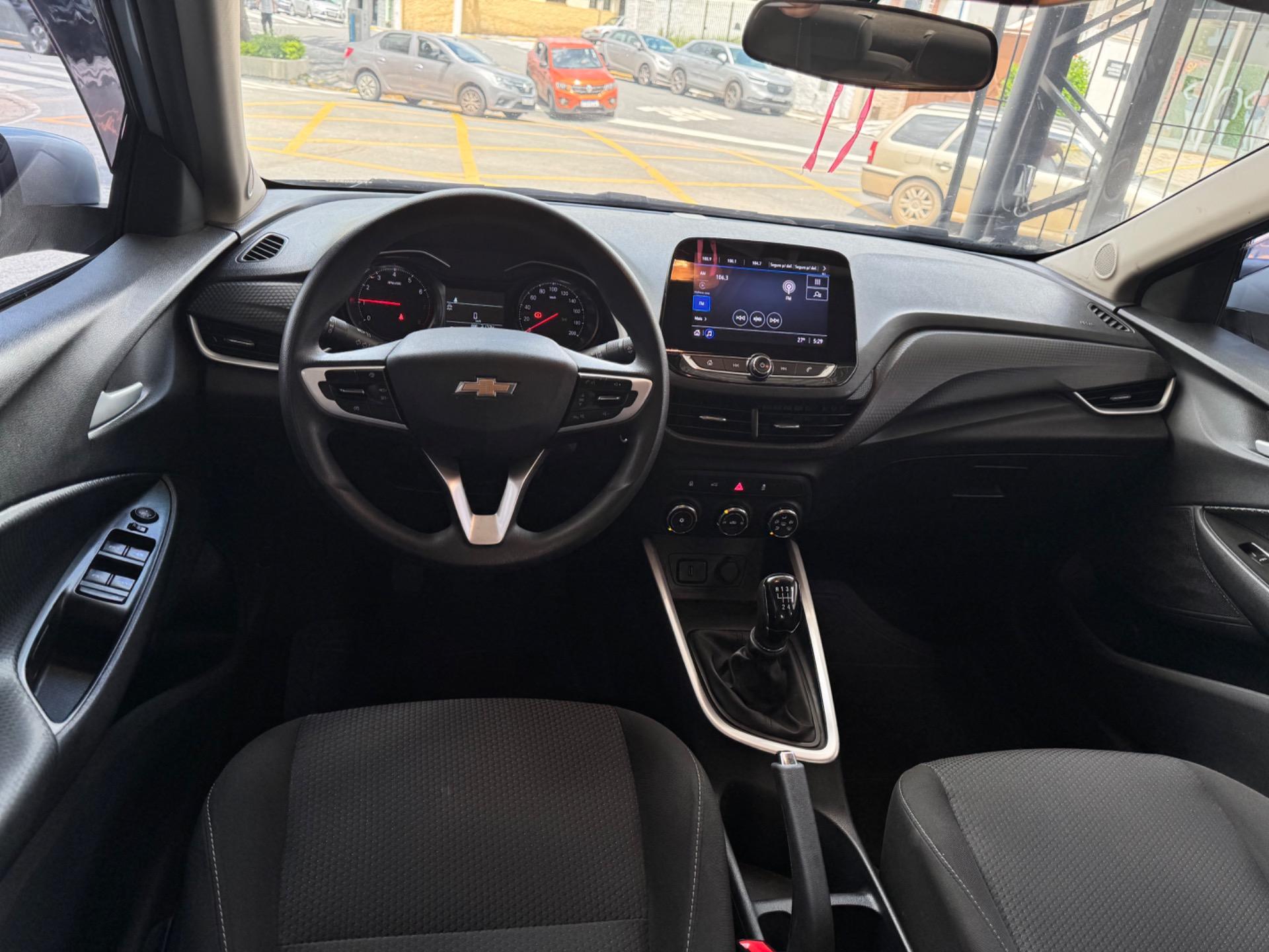 CHEVROLET Onix Sedan - Foto