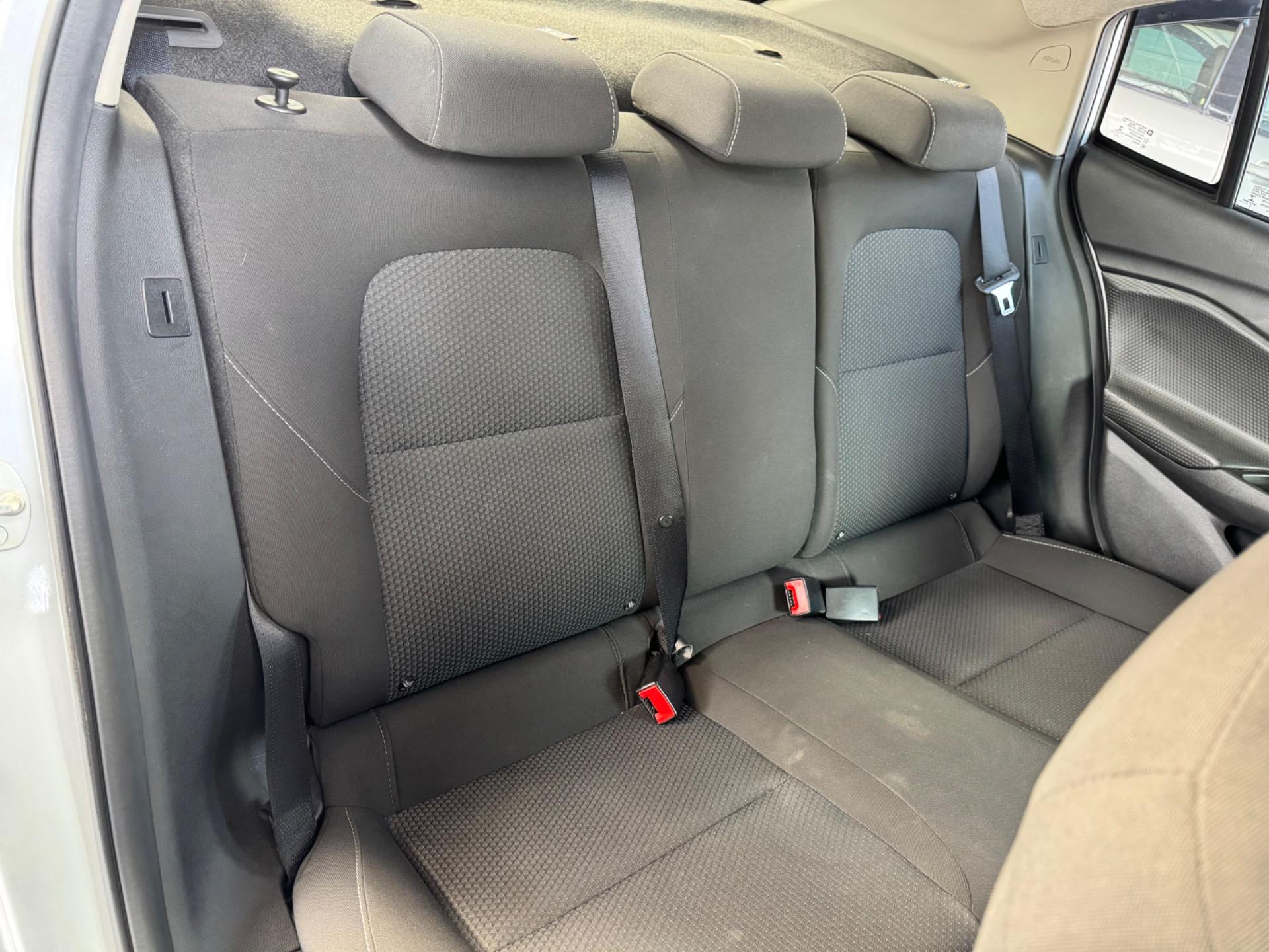 CHEVROLET Onix Sedan - Foto