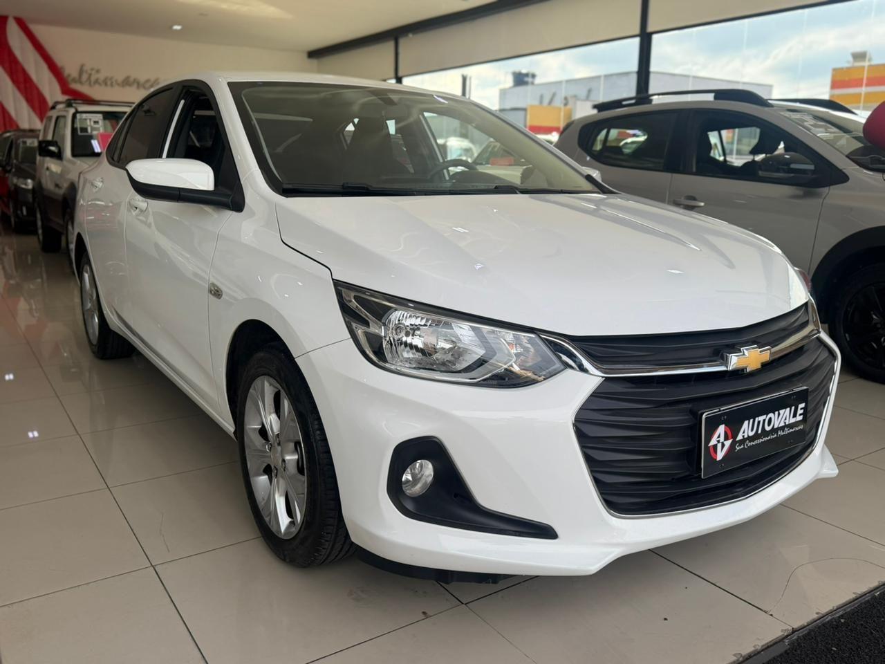 CHEVROLET Onix Sedan - Foto