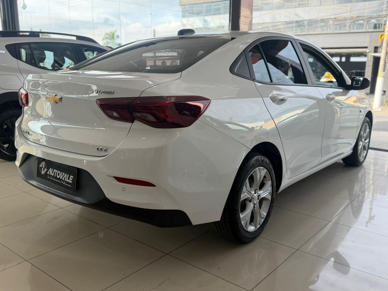 CHEVROLET Onix Sedan - Foto