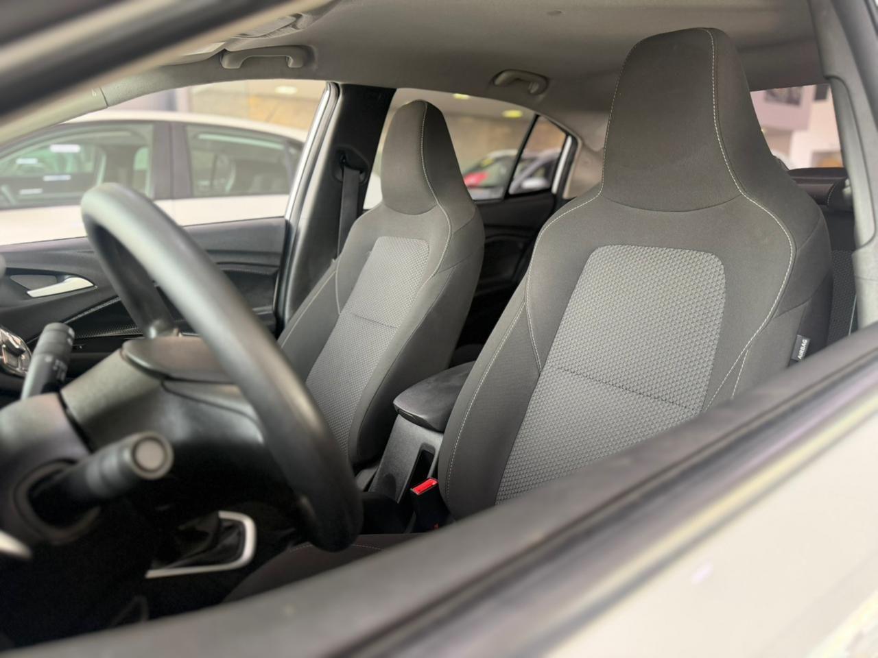 CHEVROLET Onix Sedan - Foto