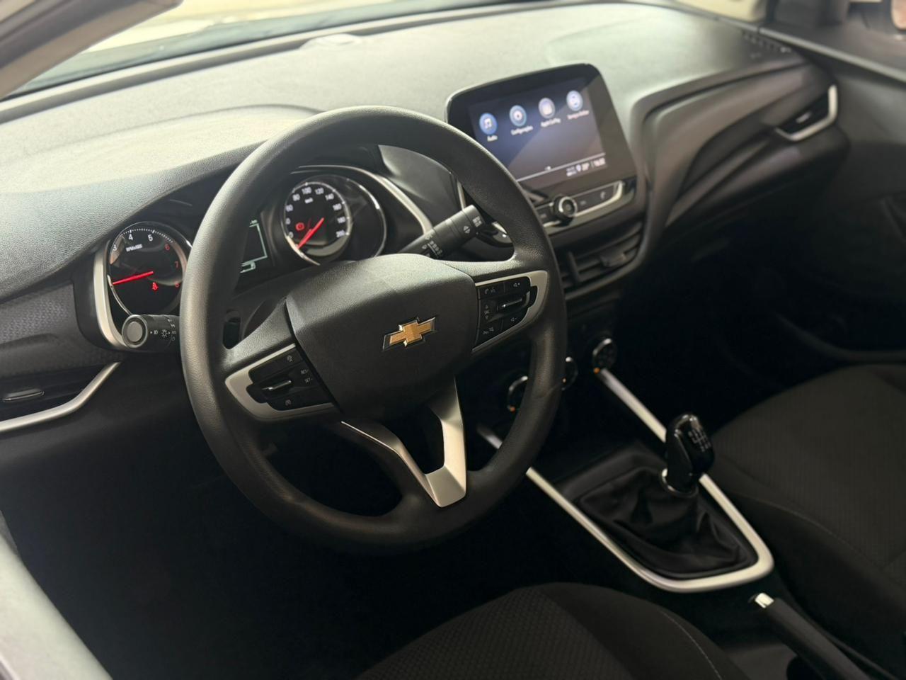 CHEVROLET Onix Sedan - Foto