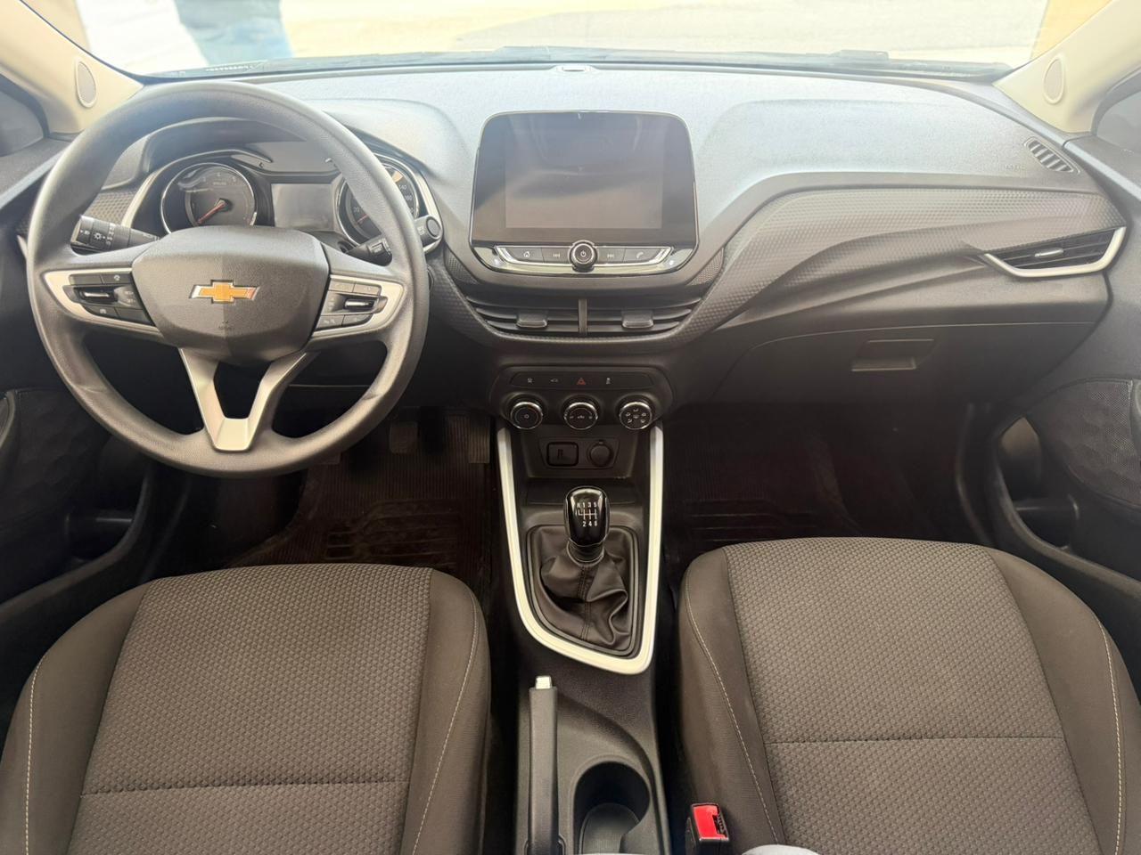 CHEVROLET Onix Sedan - Foto