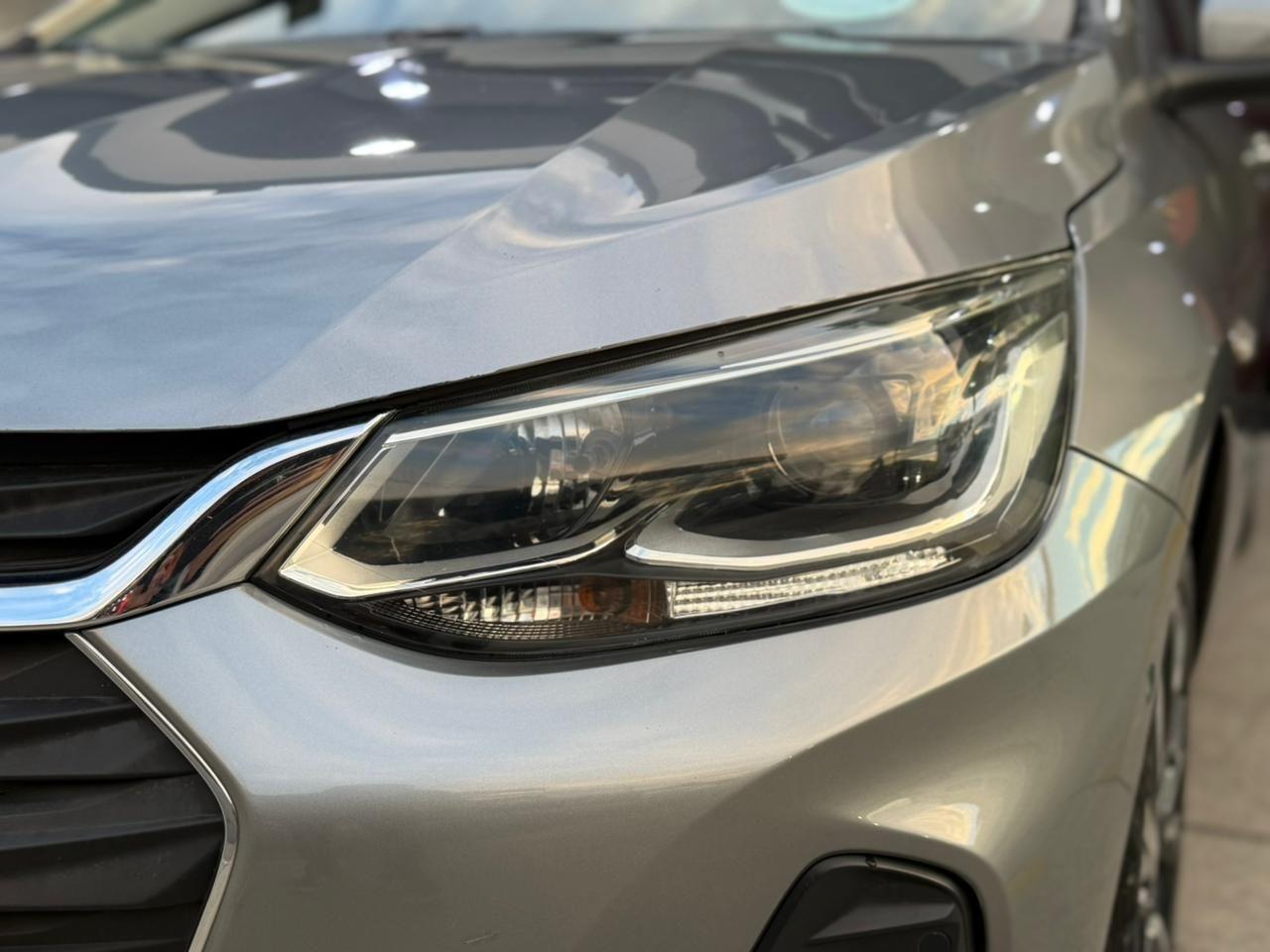 CHEVROLET Onix Sedan - Foto