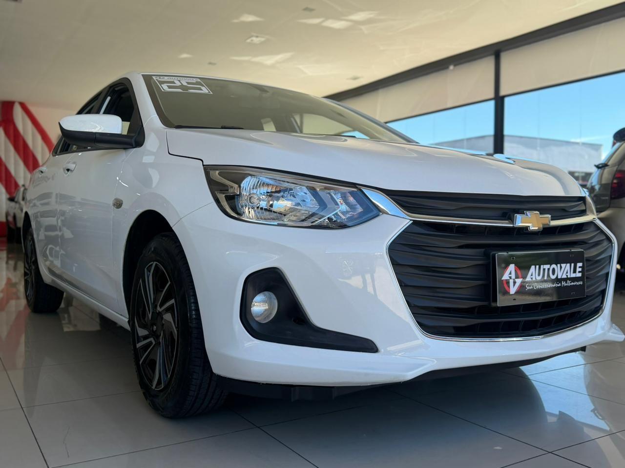 CHEVROLET Onix Sedan - Foto