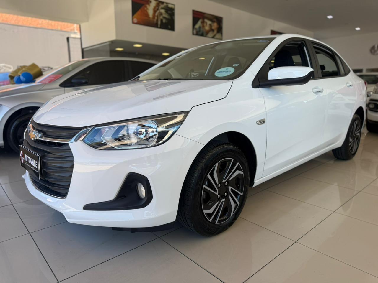 CHEVROLET Onix Sedan - Foto