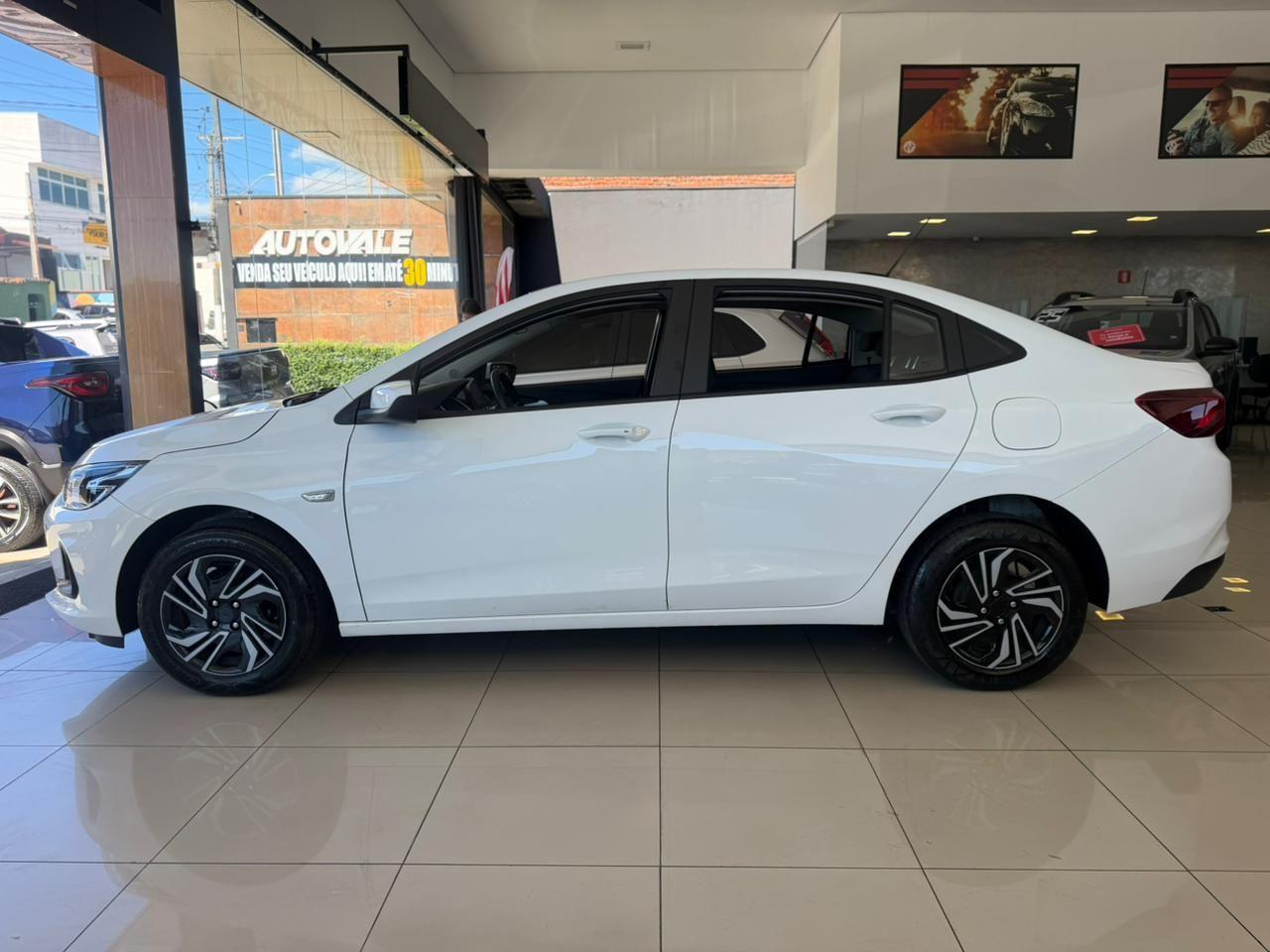 CHEVROLET Onix Sedan - Foto