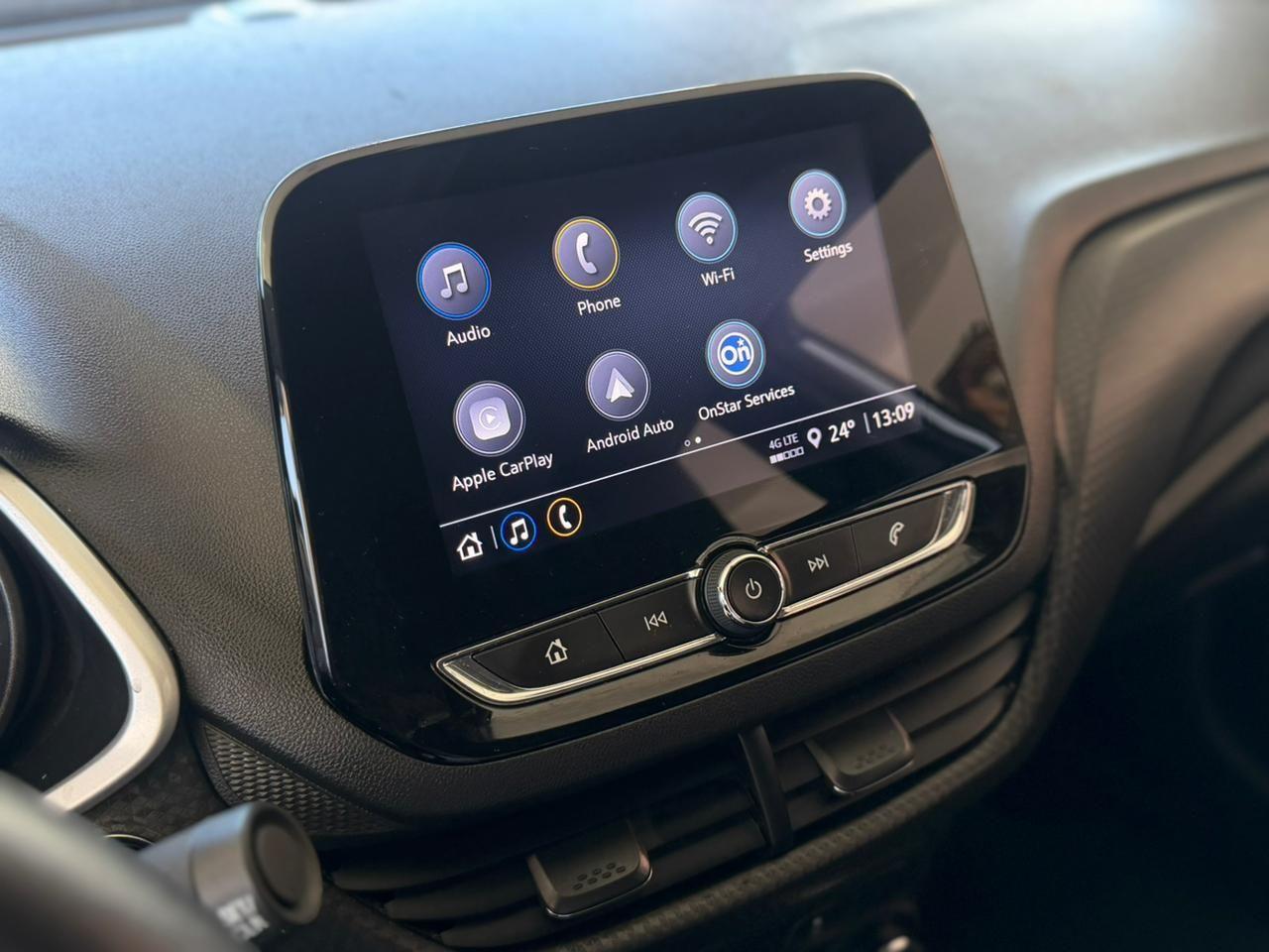 CHEVROLET Onix Sedan - Foto