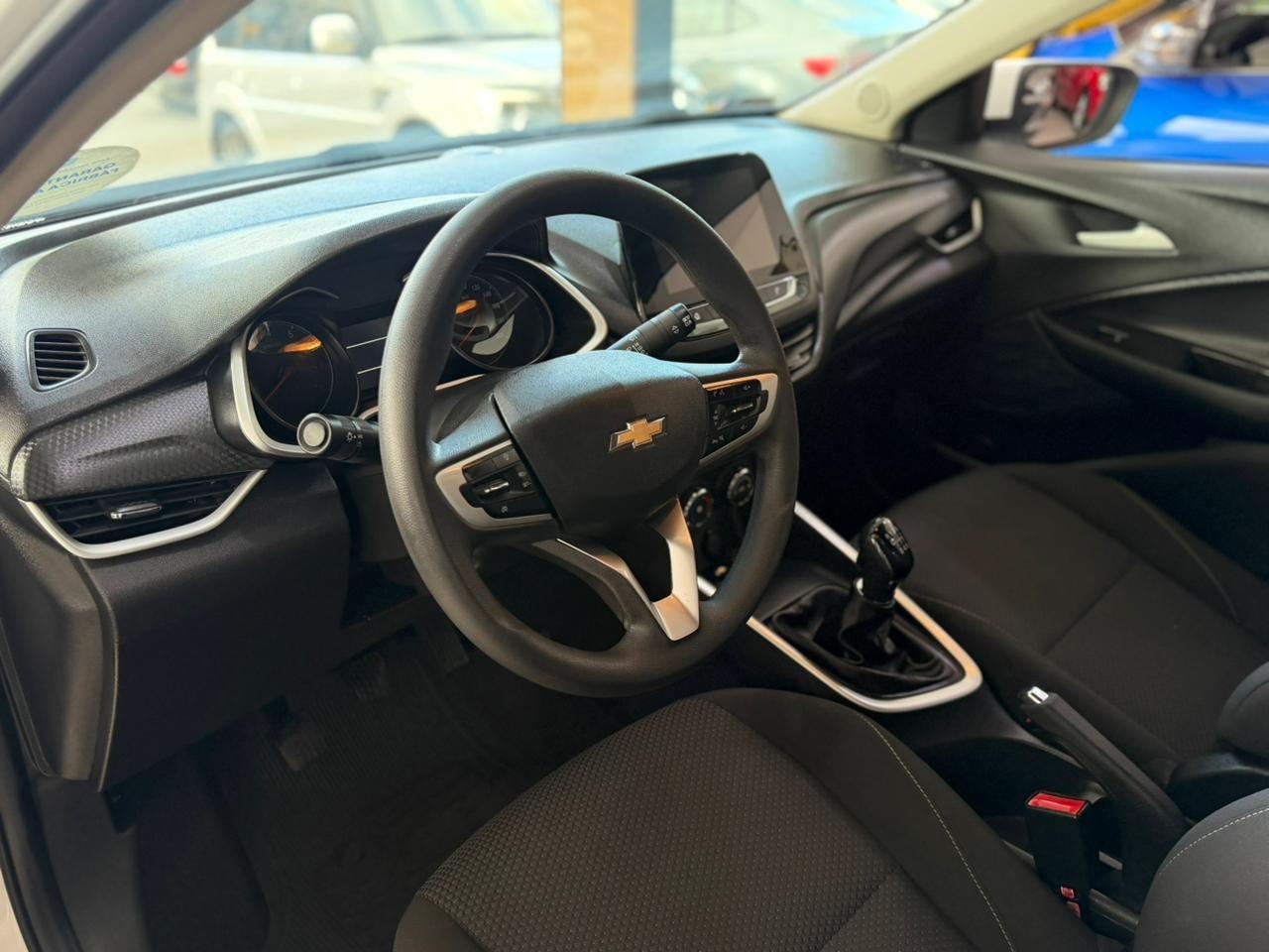 CHEVROLET Onix Sedan - Foto