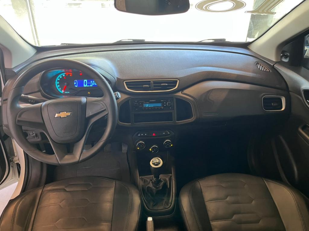CHEVROLET Onix Sedan - Foto