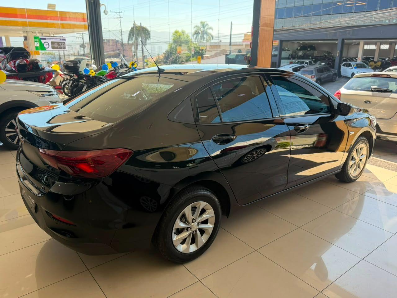 CHEVROLET Onix Sedan - Foto