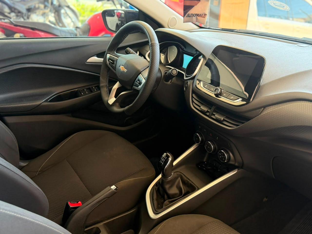 CHEVROLET Onix Sedan - Foto