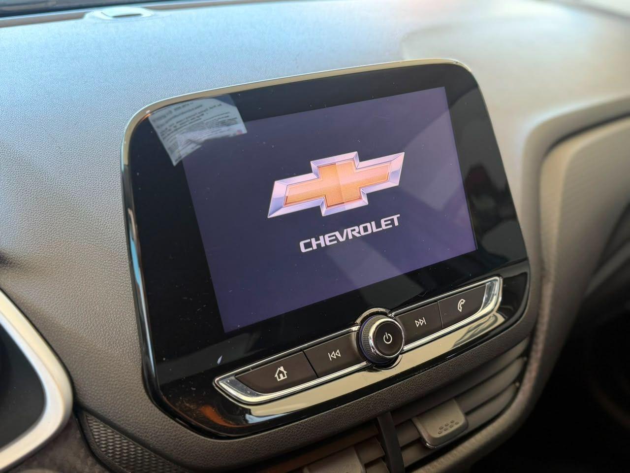 CHEVROLET Onix Sedan - Foto