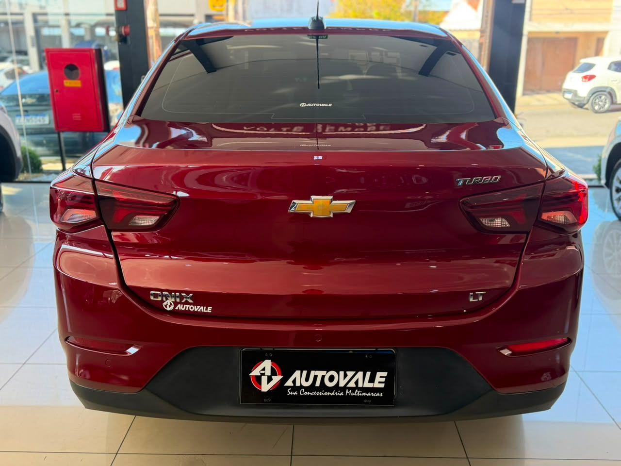 CHEVROLET Onix Sedan - Foto