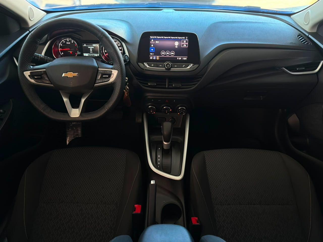 CHEVROLET Onix Sedan - Foto