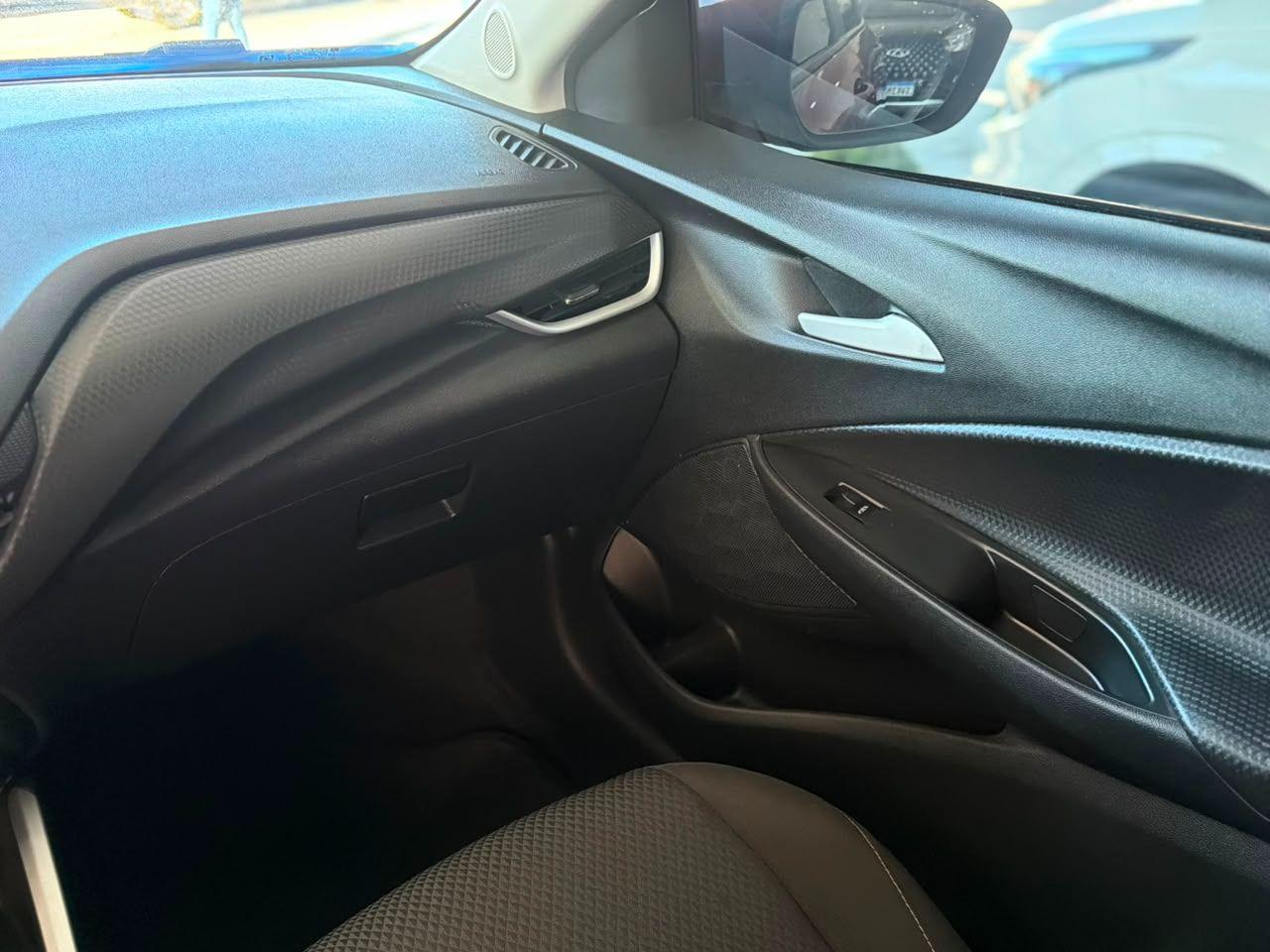 CHEVROLET Onix Sedan - Foto