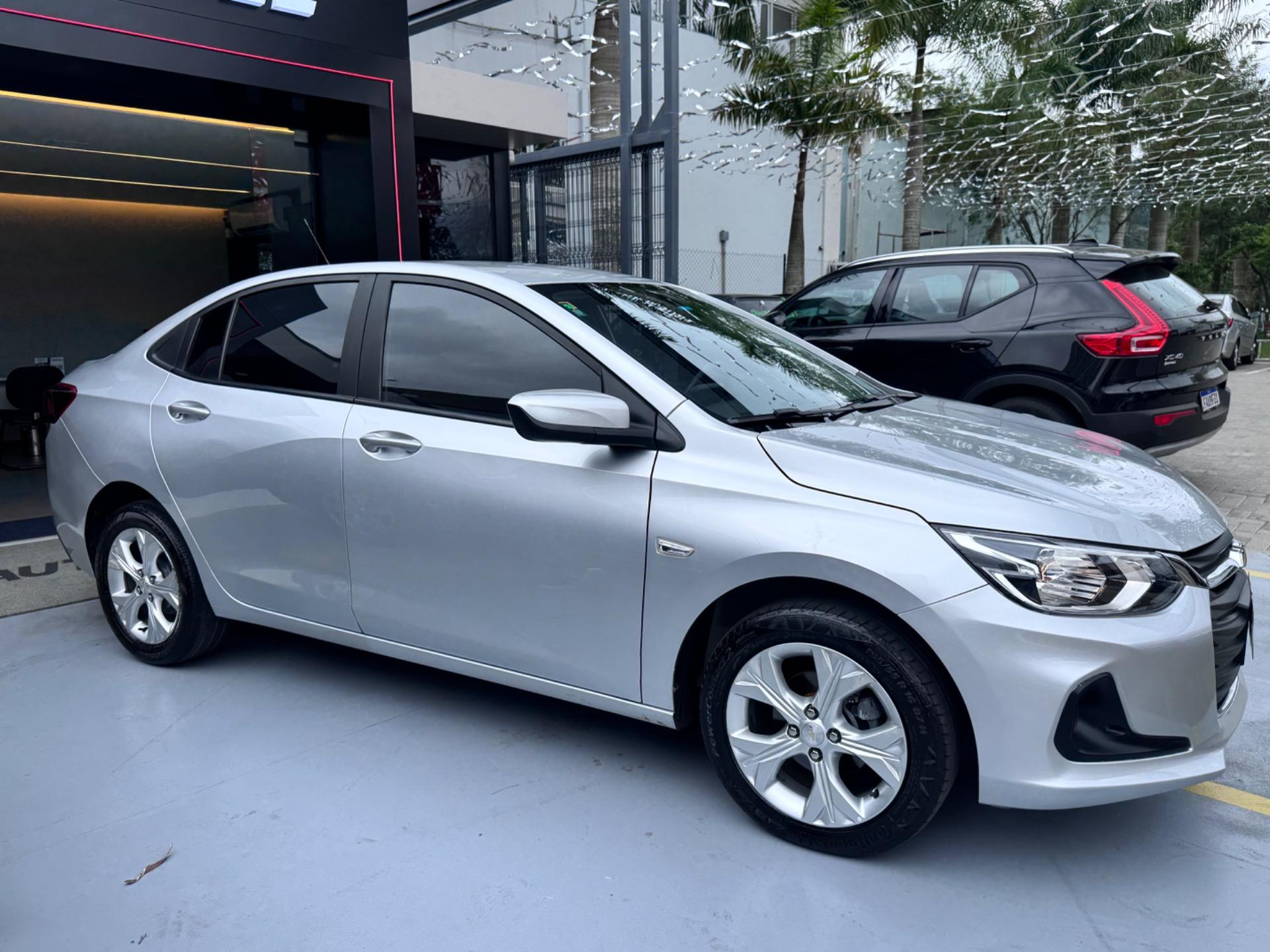 CHEVROLET Onix Sedan - Foto