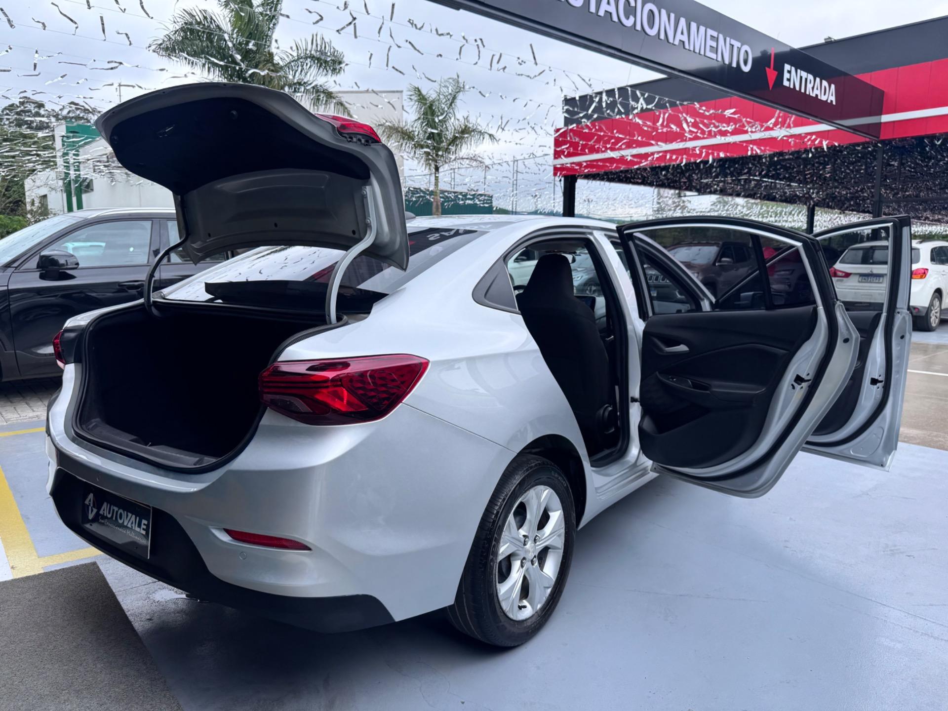 CHEVROLET Onix Sedan - Foto
