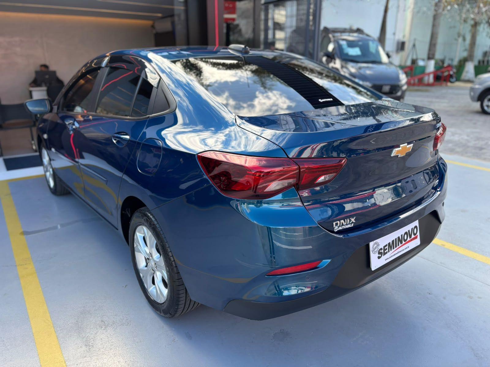 CHEVROLET Onix Sedan - Foto