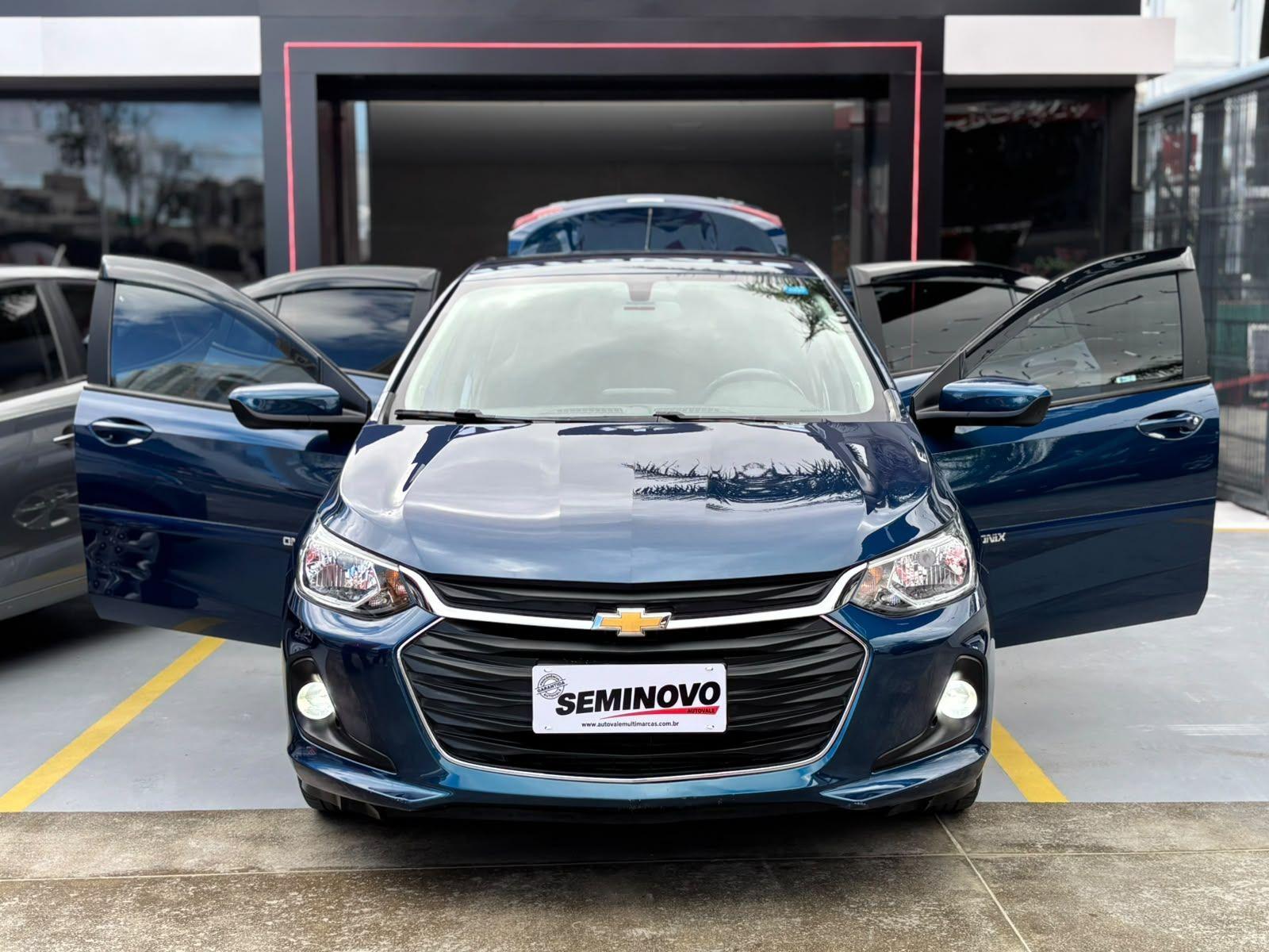 CHEVROLET Onix Sedan - Foto