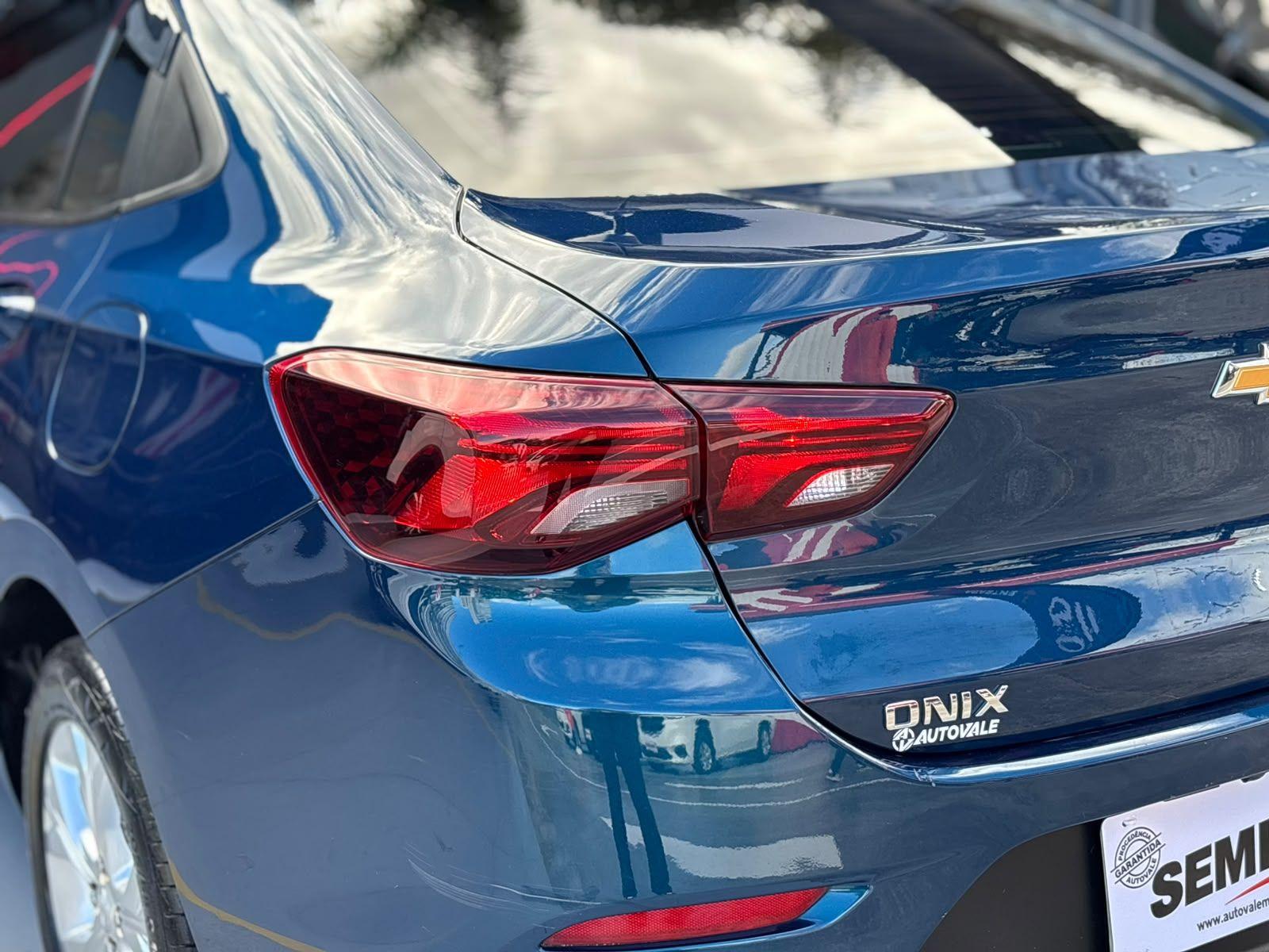 CHEVROLET Onix Sedan - Foto