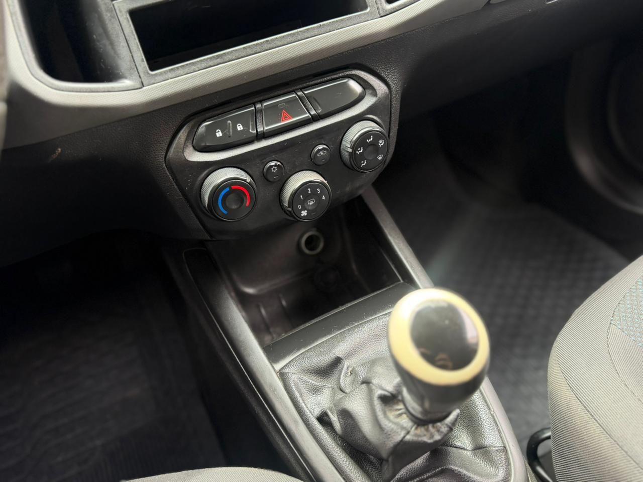 CHEVROLET Prisma - Foto