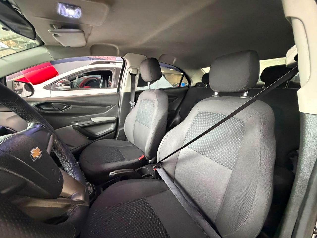CHEVROLET Prisma - Foto