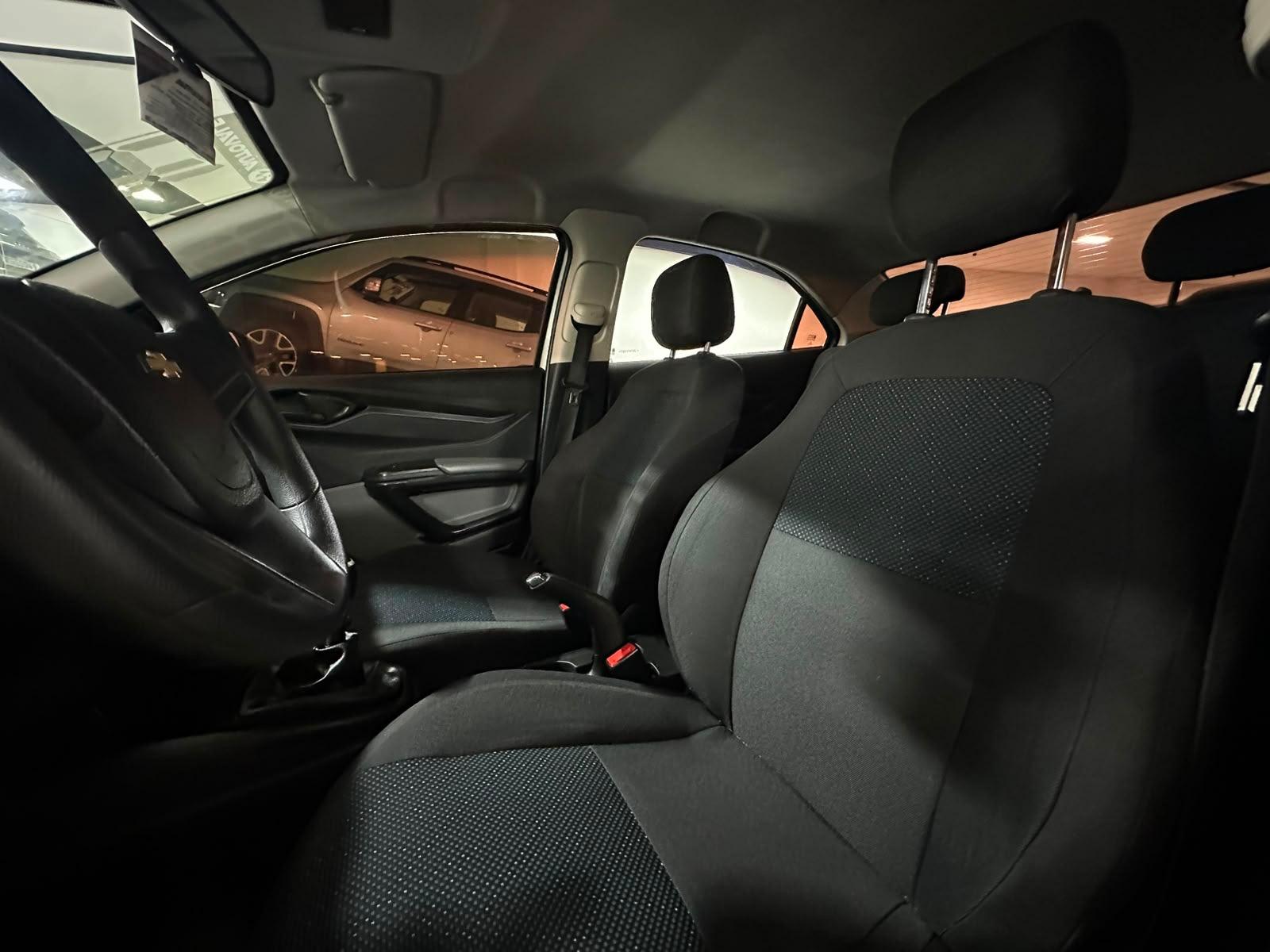 CHEVROLET Prisma - Foto