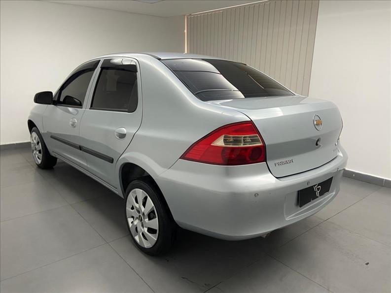 CHEVROLET Prisma - Foto