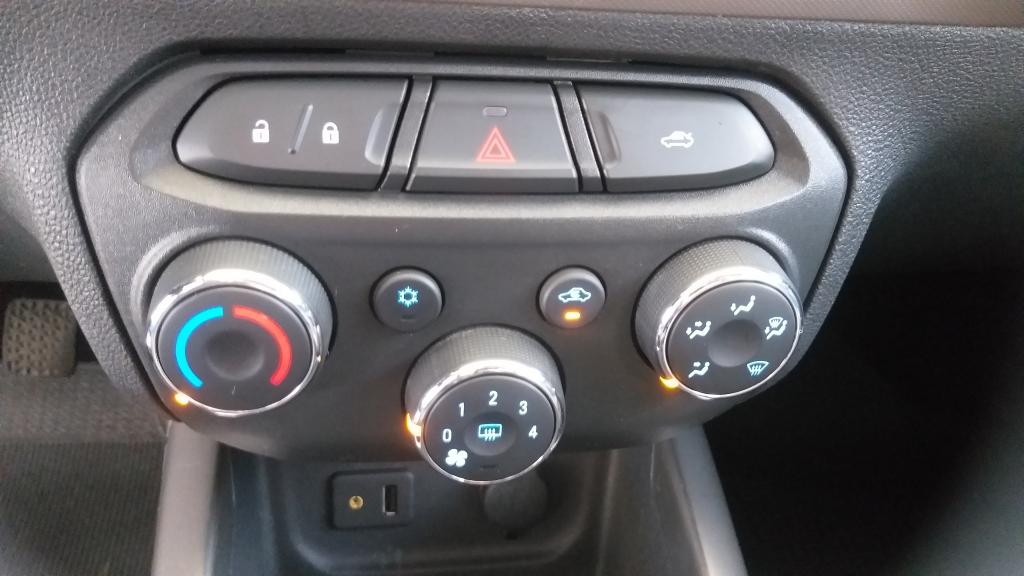 CHEVROLET Prisma - Foto