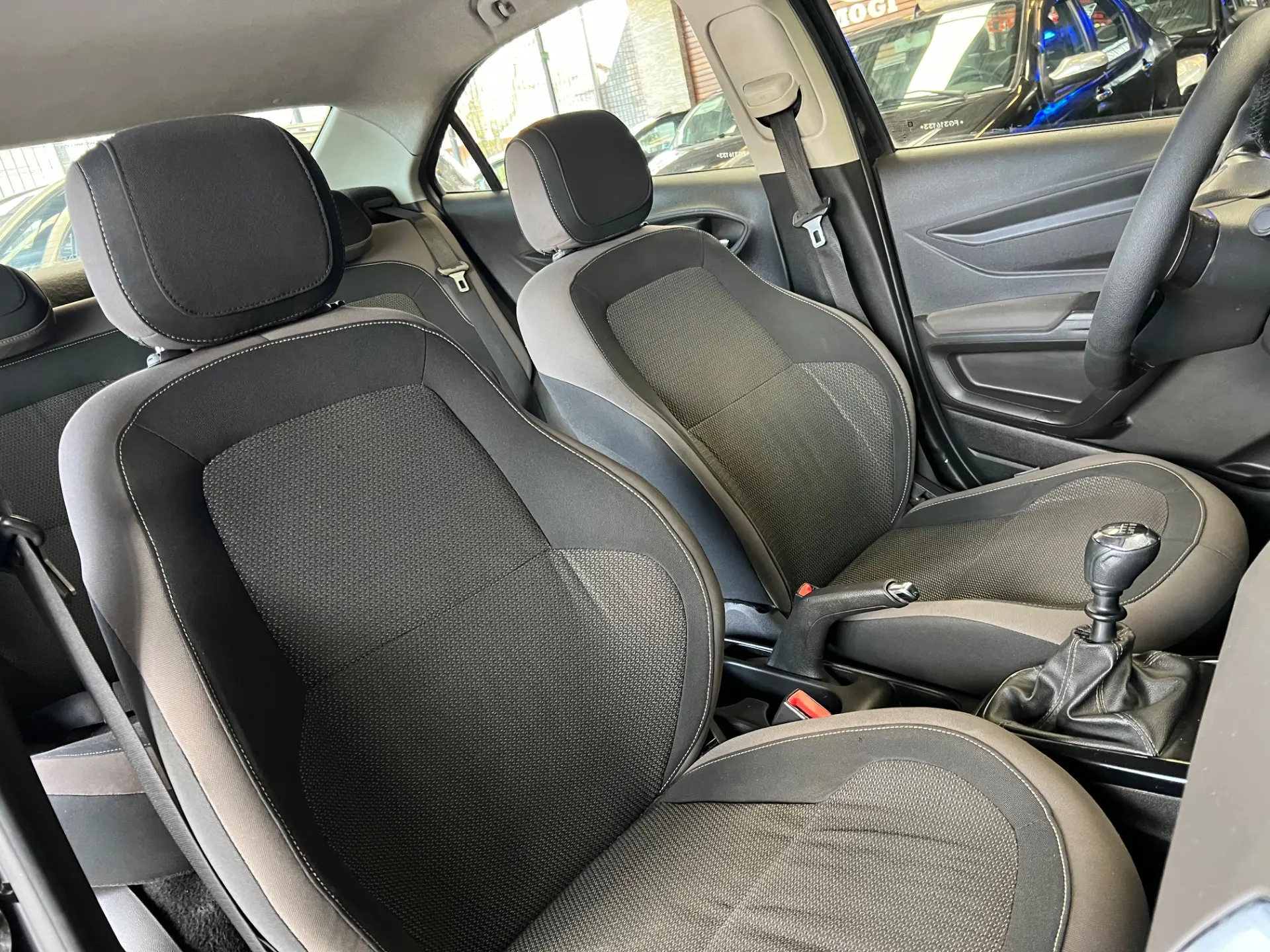 CHEVROLET Prisma - Foto