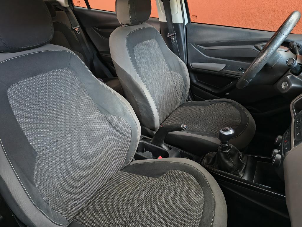 CHEVROLET Prisma - Foto
