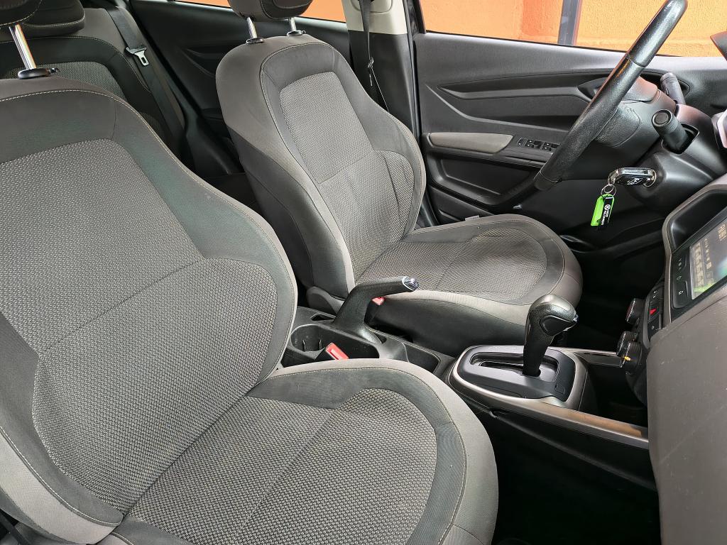 CHEVROLET Prisma - Foto