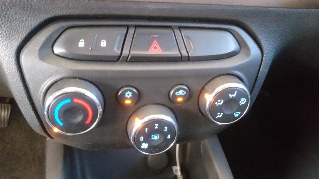 CHEVROLET Prisma - Foto