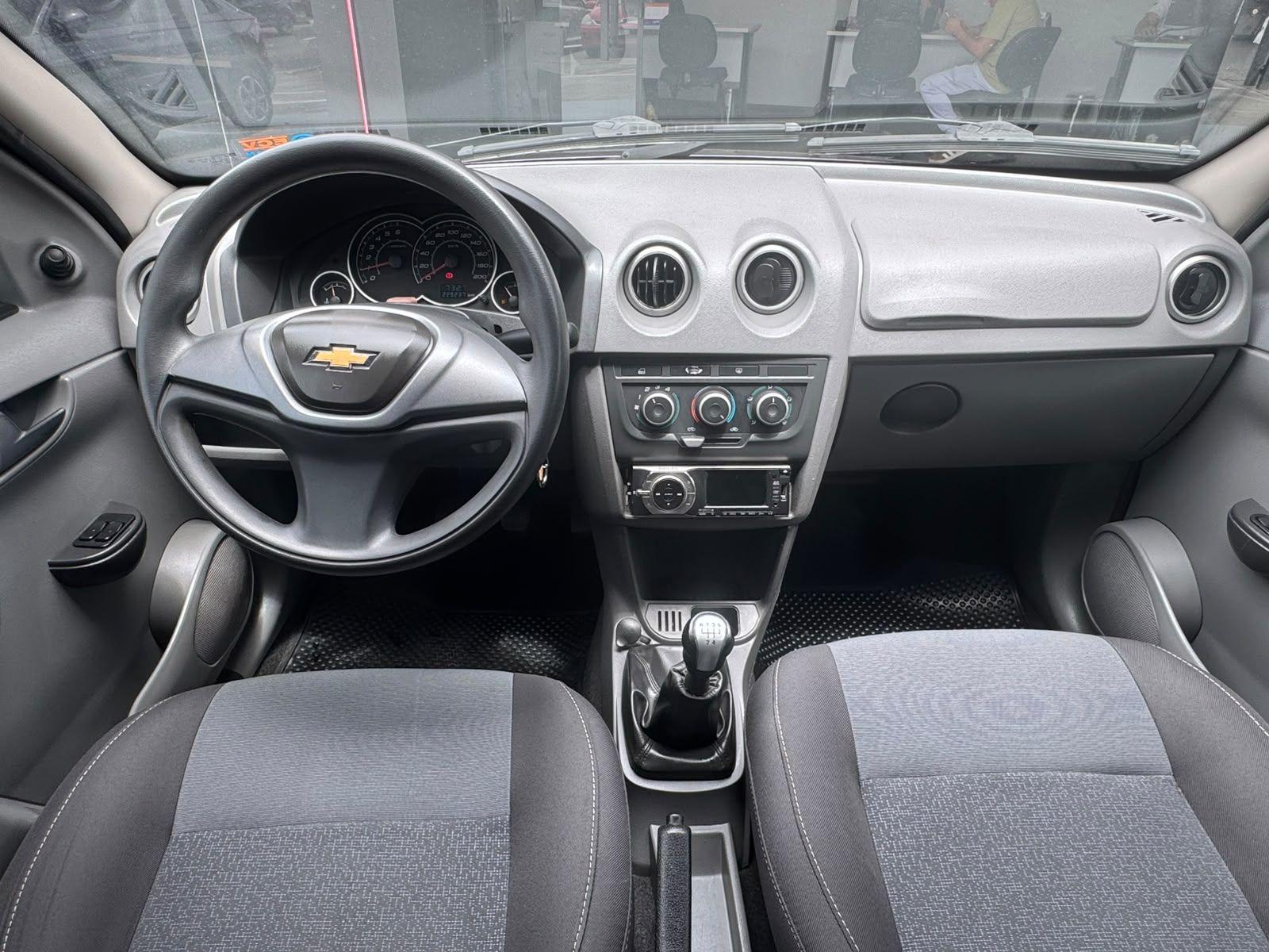 CHEVROLET Prisma - Foto