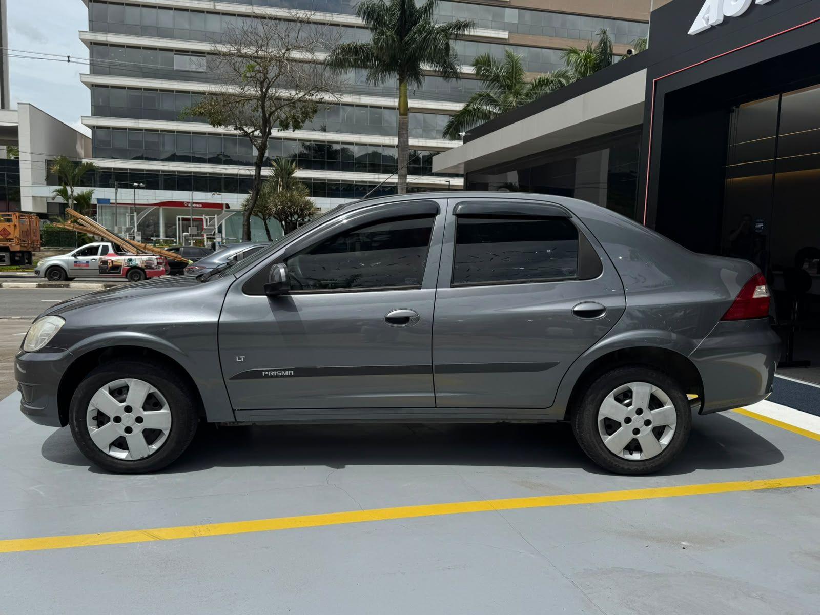 CHEVROLET Prisma - Foto