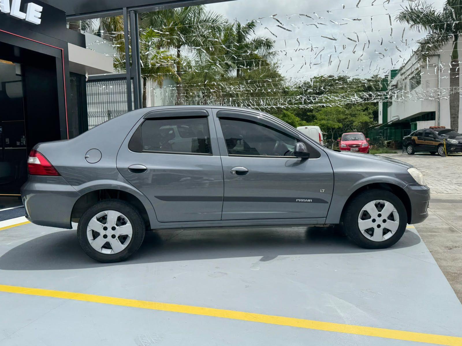 CHEVROLET Prisma - Foto