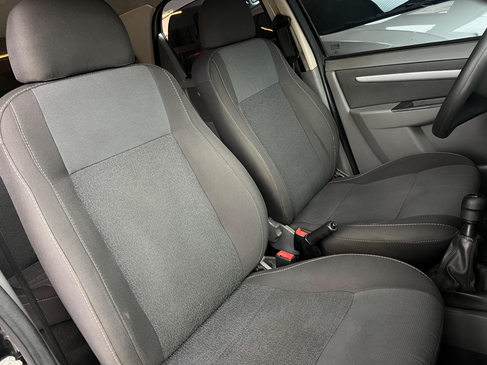 CHEVROLET Prisma - Foto