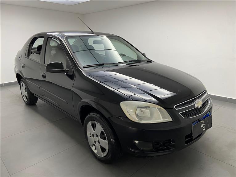 CHEVROLET Prisma - Foto